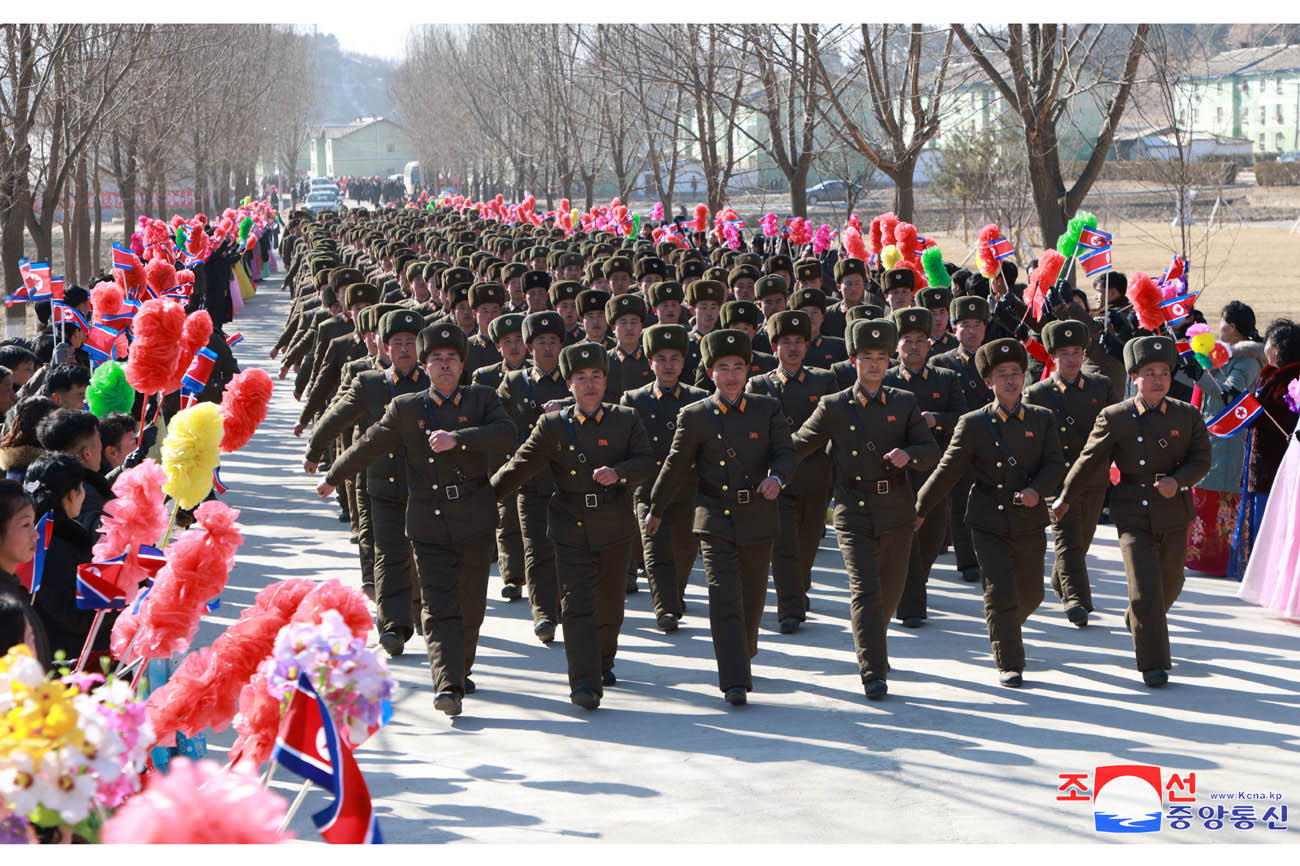 労働党の恩情によってイチョン郡に地方工業工場が新築されました