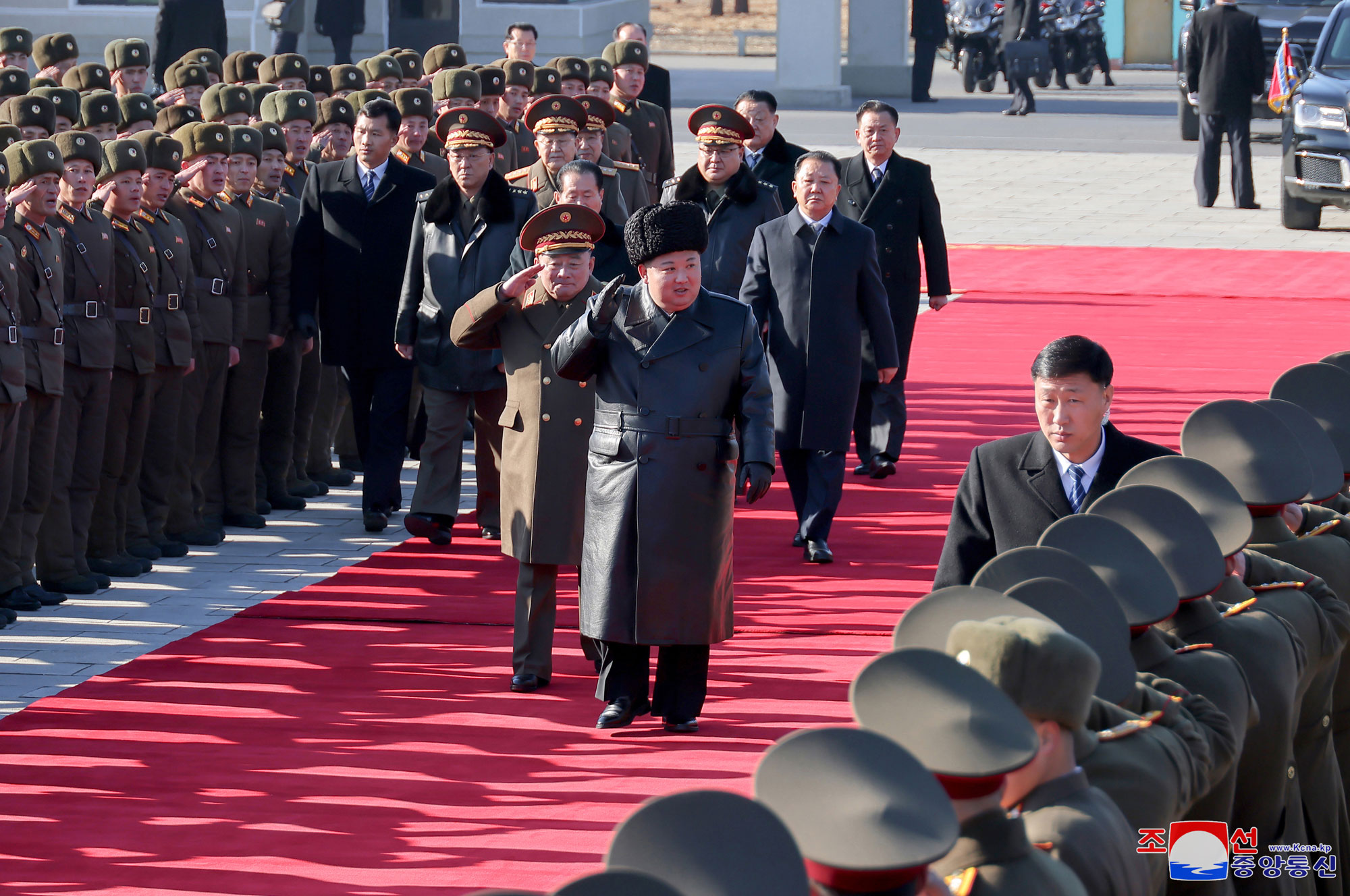 敬愛する金正恩総書記が主体的革命武力の最高軍事・政治学園である金日成政治大学を訪問